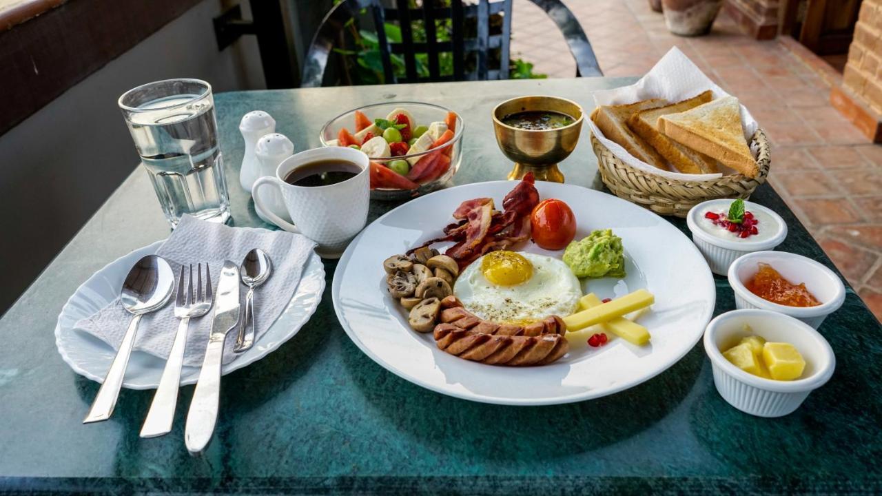 Hotel Timila Lalitpur Екстериор снимка