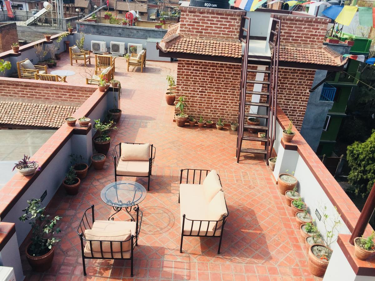 Hotel Timila Lalitpur Екстериор снимка